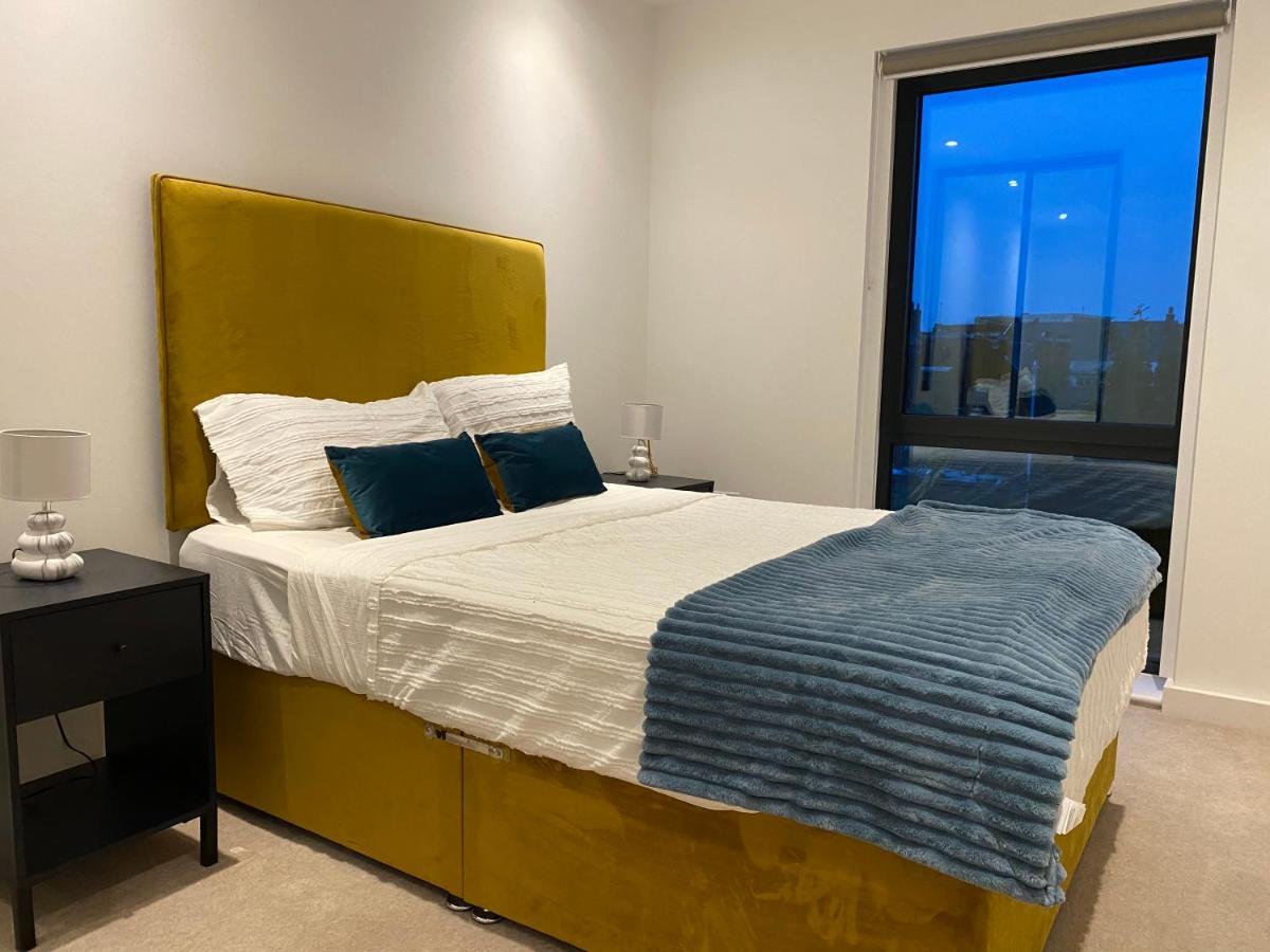 Triple T Homes Cosy 2 Bedroom Apartment With Balcony Ilford Eksteriør bilde